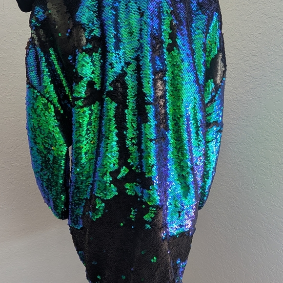 Free People City Lights Oversized Sequin Jacket With Velvet Hood - Picture 6 of 10